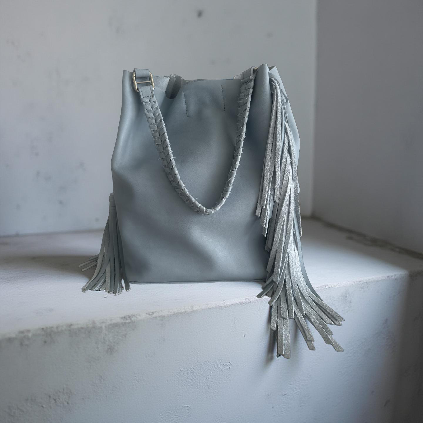 Tote con flecos
